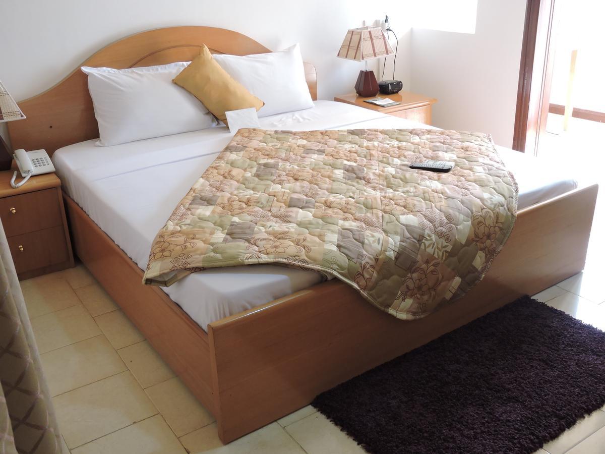 Allseasons Hotel Pantang Ruang foto